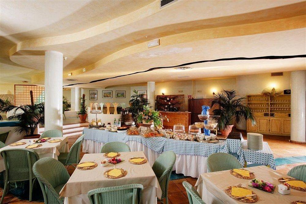 Sporting Hotel Tanca Manna Cannigione Exterior photo