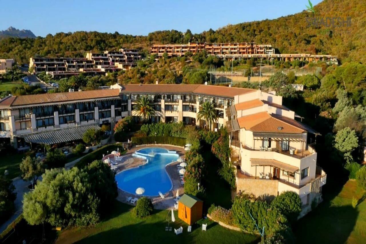 Sporting Hotel Tanca Manna Cannigione Exterior photo